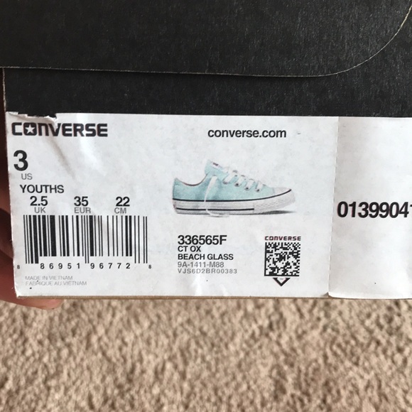 NWOT Beach Glass Converse! 💚🤍 - Picture 4 of 4